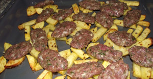 Fırında Köfte Patates Tarifi