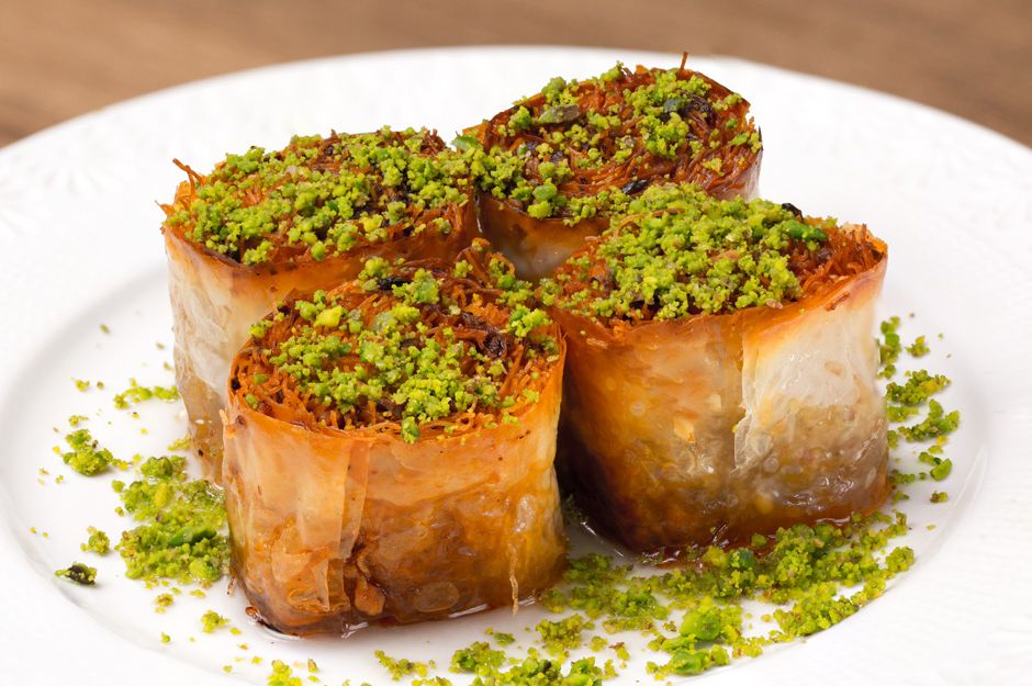 Baklava Yufkasından Kadayıf Sarma Tarifi - 3