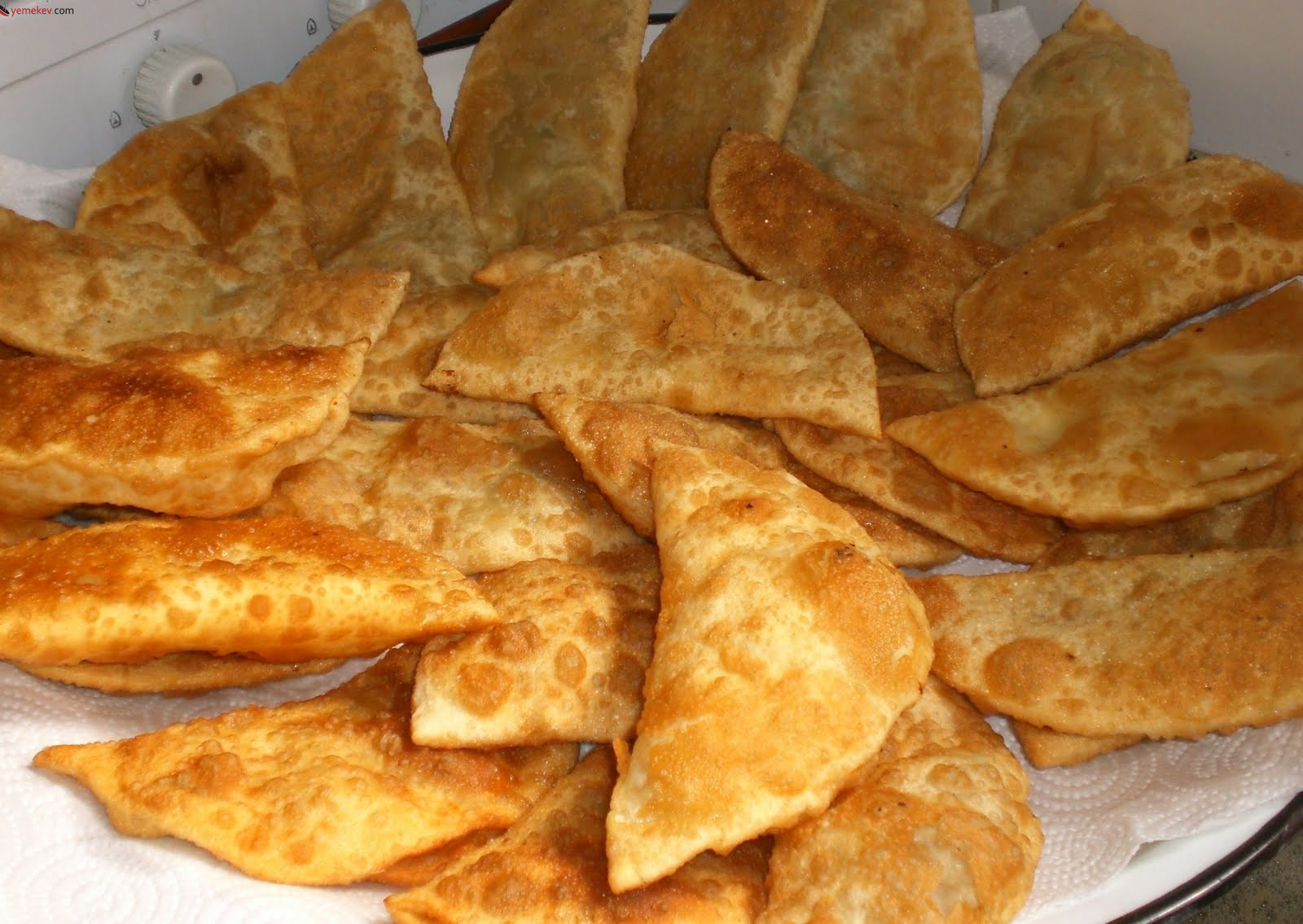 Çiğ Börek Tarifi - 1