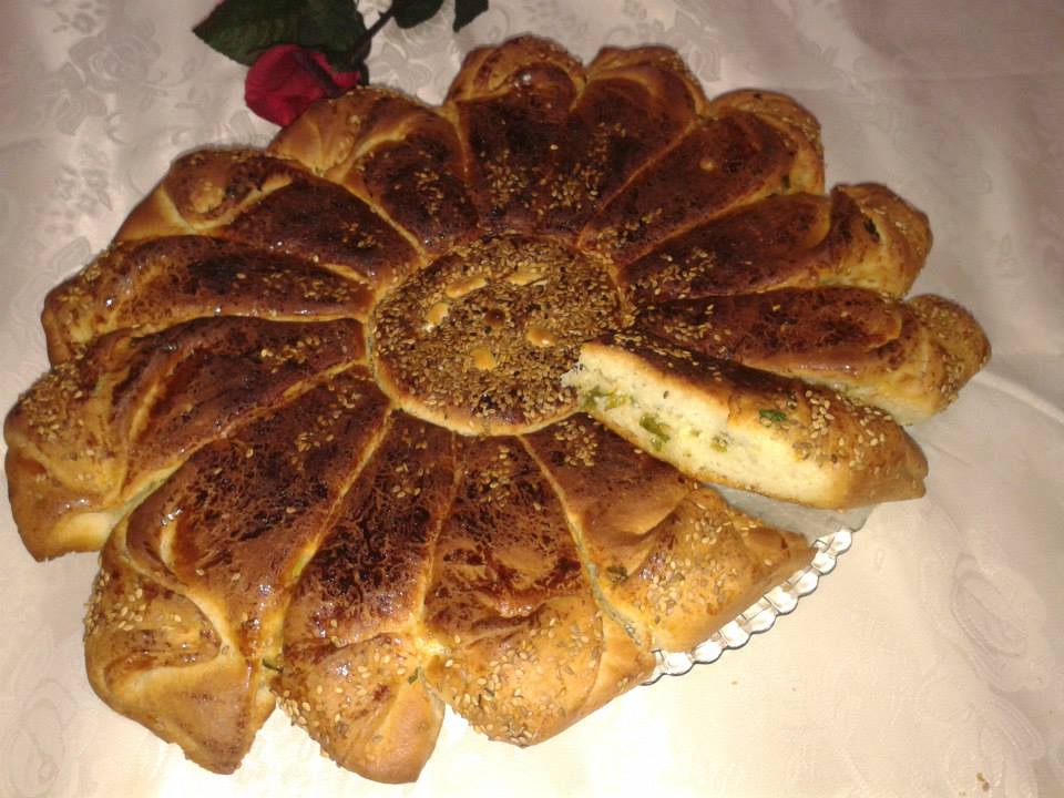 Haşhaşlı Çiçek Çörek Tarifi - 4