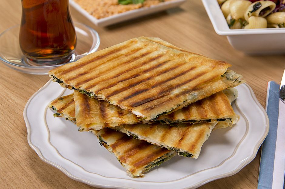 Tost Makinesinde Ispanaklı Gözleme Tarifi - 3