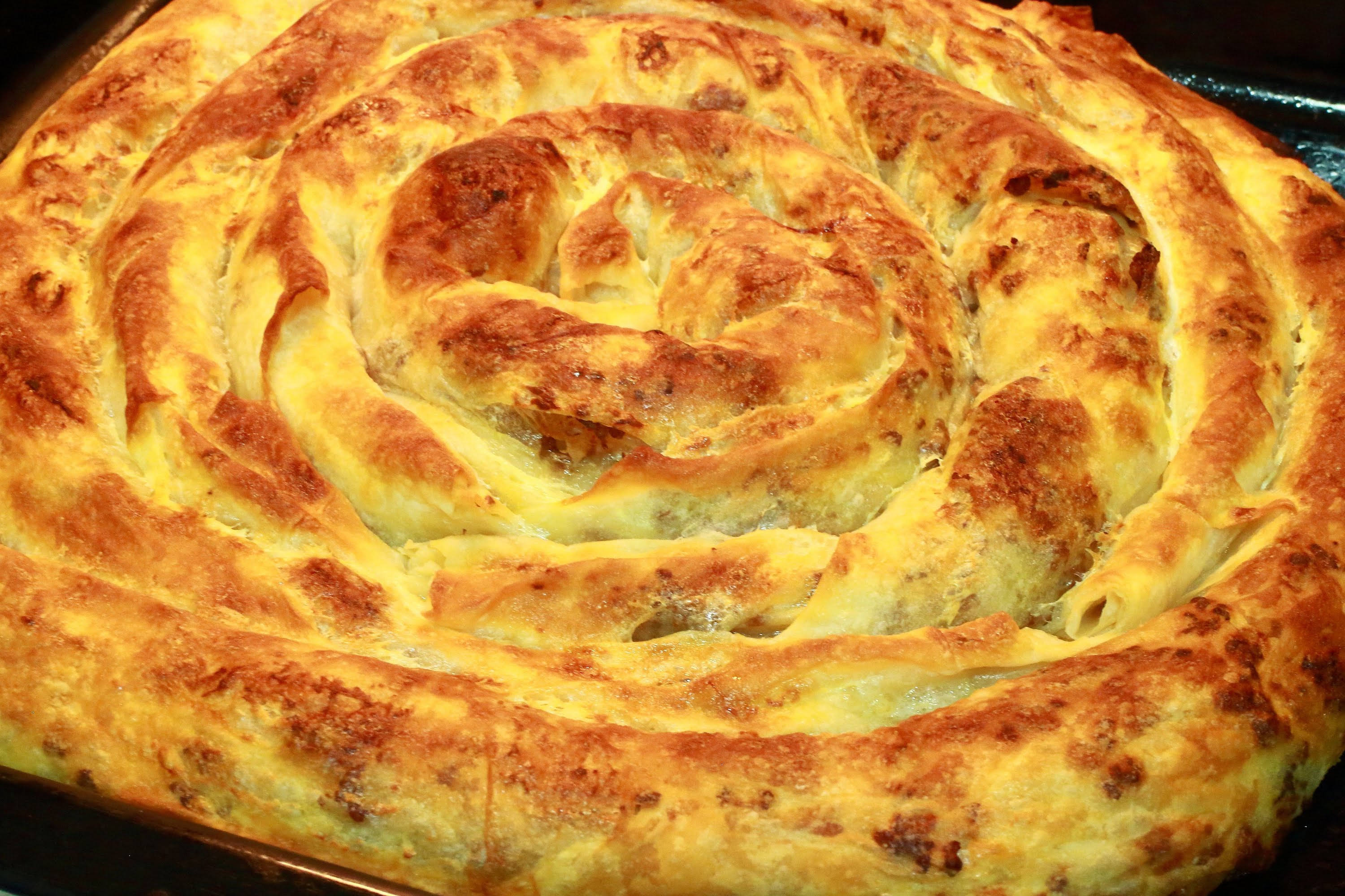 Kıymalı Börek Tarifi - 4