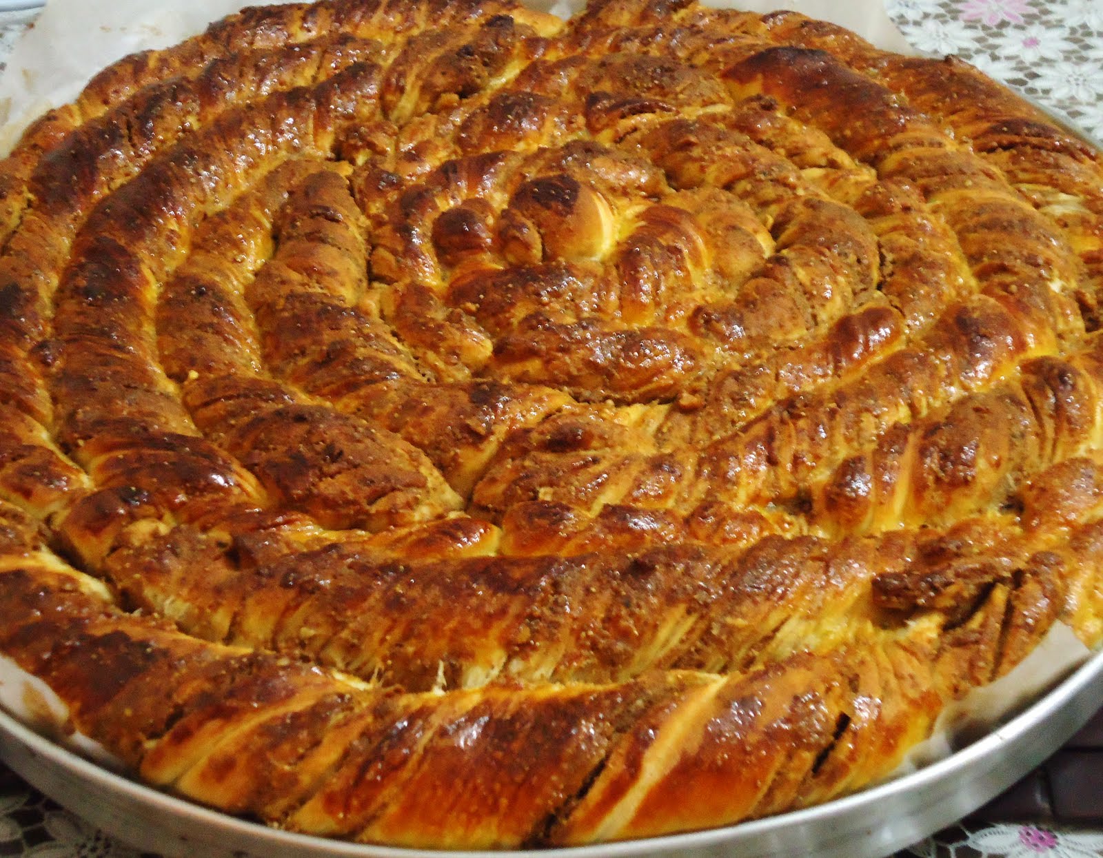 Tahinli Burma Çörek Tarifi - 6