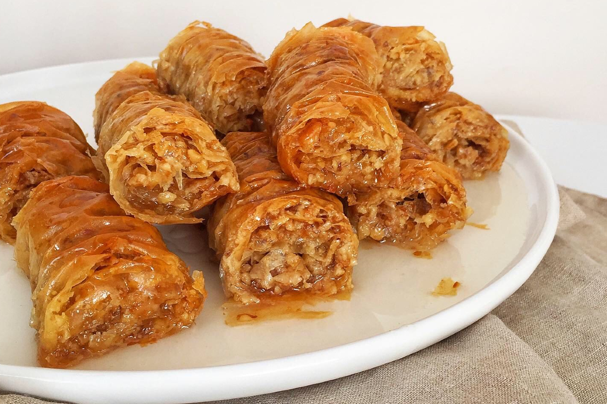 Tahinli Büzme Baklava Tarifi - 1