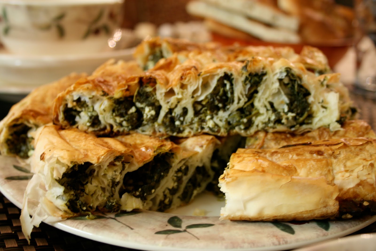 Ispanaklı Börek Tarifi - 3