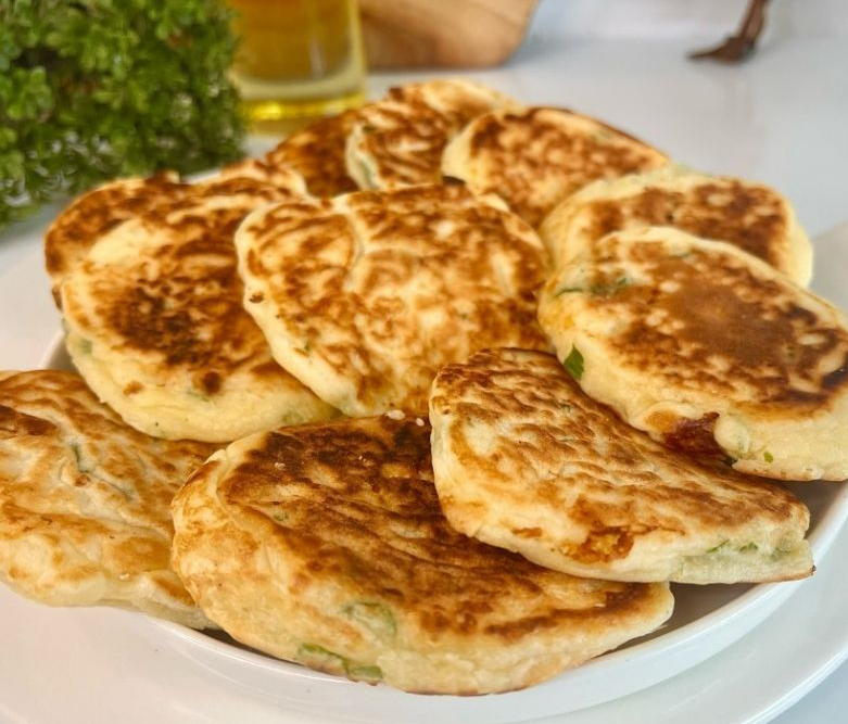 10 Dakikada Börek Tadında Kaşık Dökmesi Tarifi - 1